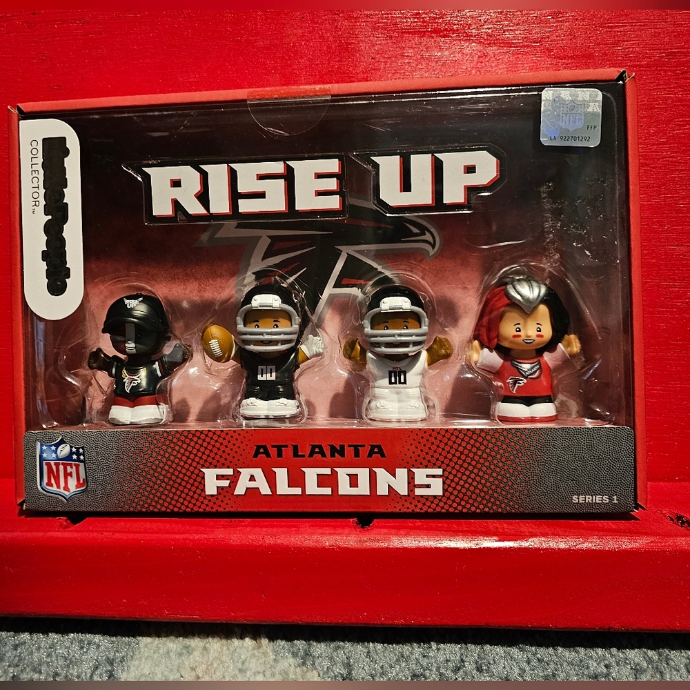Atlanta Falcons Rise up Little People Collection